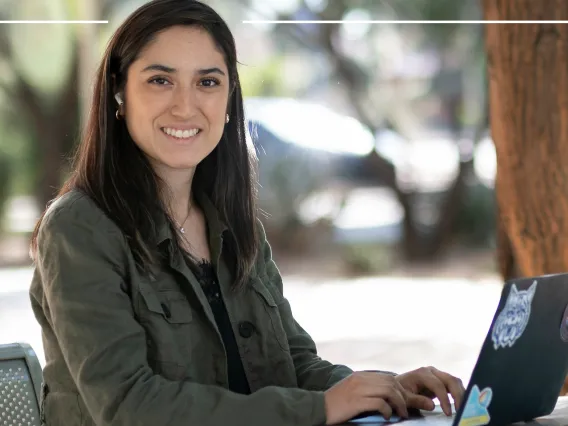 girl with laptop