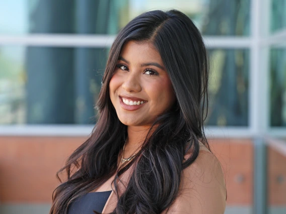 professional woman headshot
