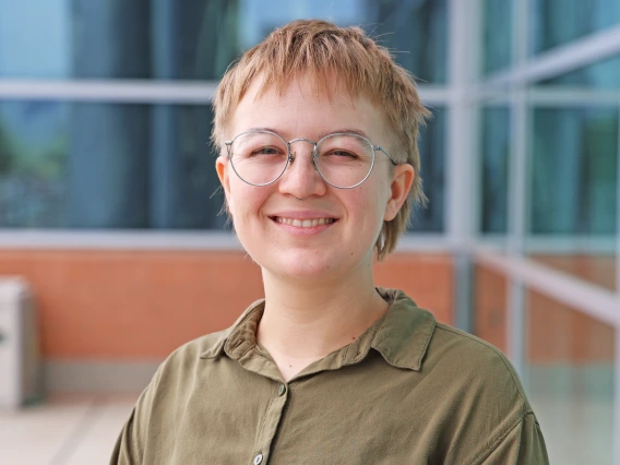 professional woman headshot