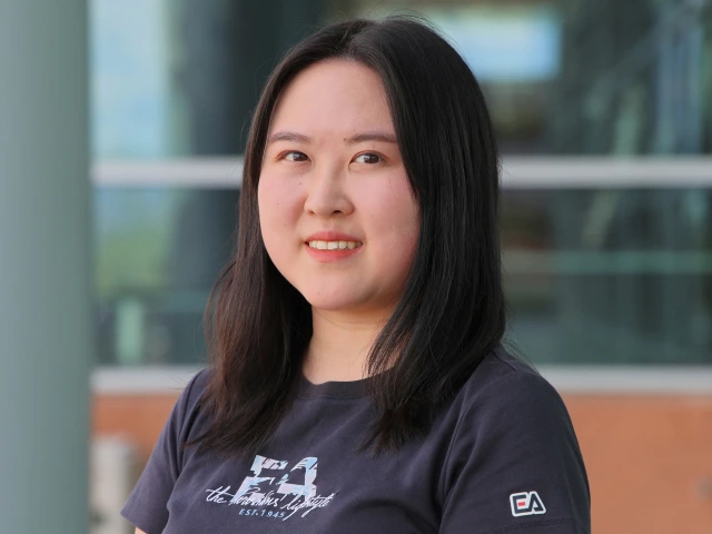 professional woman headshot