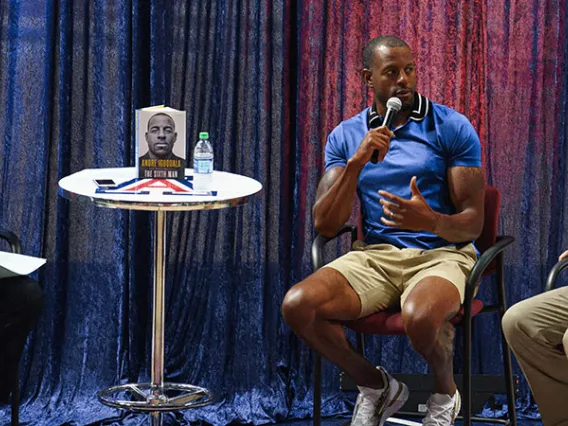 Andra Iguodala with University of Arizona President Robert Robbins