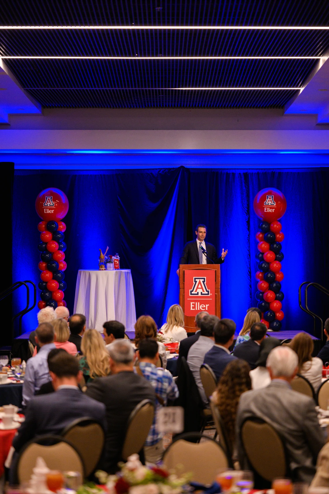 Ernie Garcia addresses Executive of the Year luncheon crowd