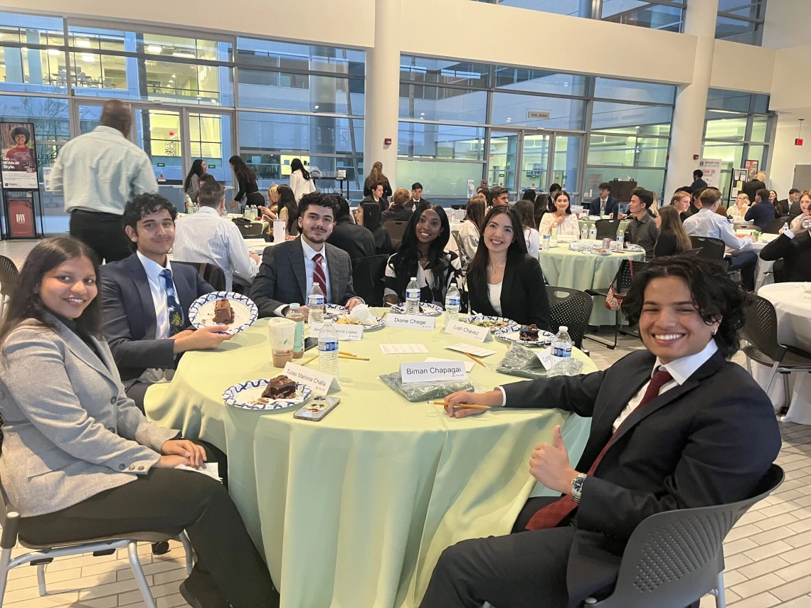 Students eating dinner