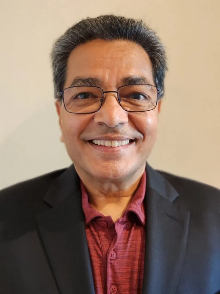 Sanjiv Rastogi headshot