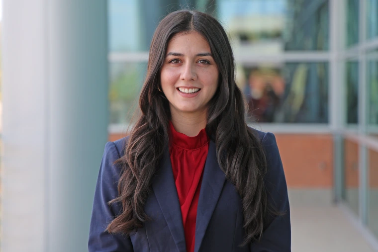 professional woman headshot