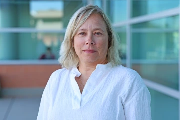 woman professional headshot